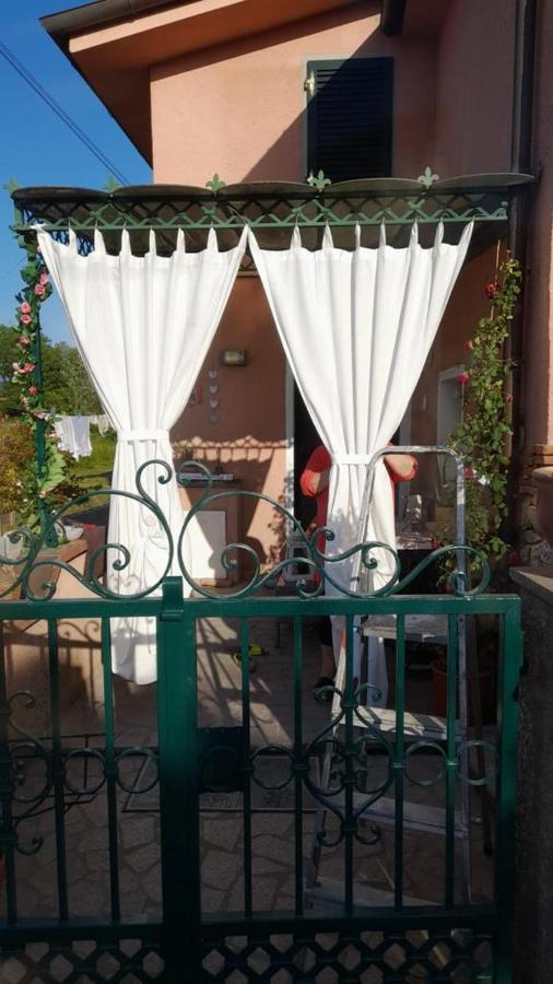 La Marinella Hotell Tonfano Exteriör bild